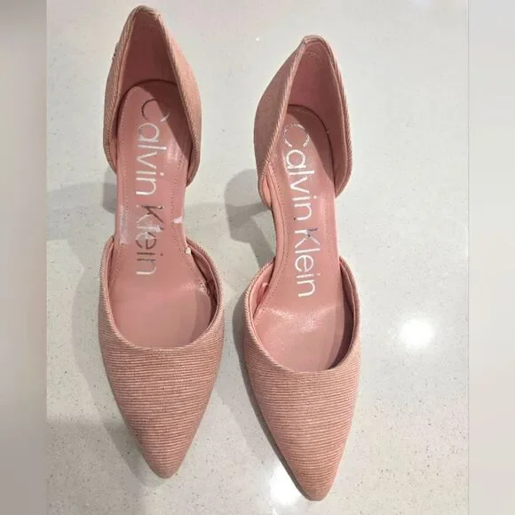 NEW- Calvin Klein Women's Pink Heels - Picture 6 of 8
